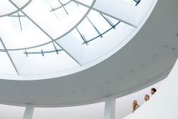 1729159115_250_Pinakothek der Moderne Danner Rotunde, © München Tourismus, Christian Kasper.jpg